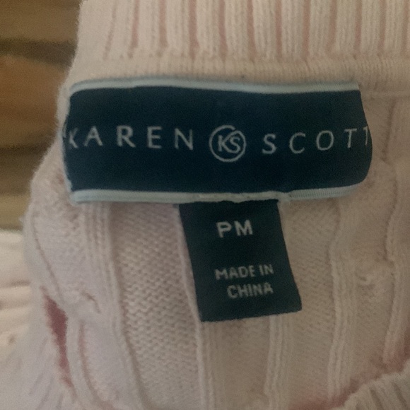 New and barely worn! Cute and trendy, sort of "preppy", it doesnt fit me though - Picture 4 of 4